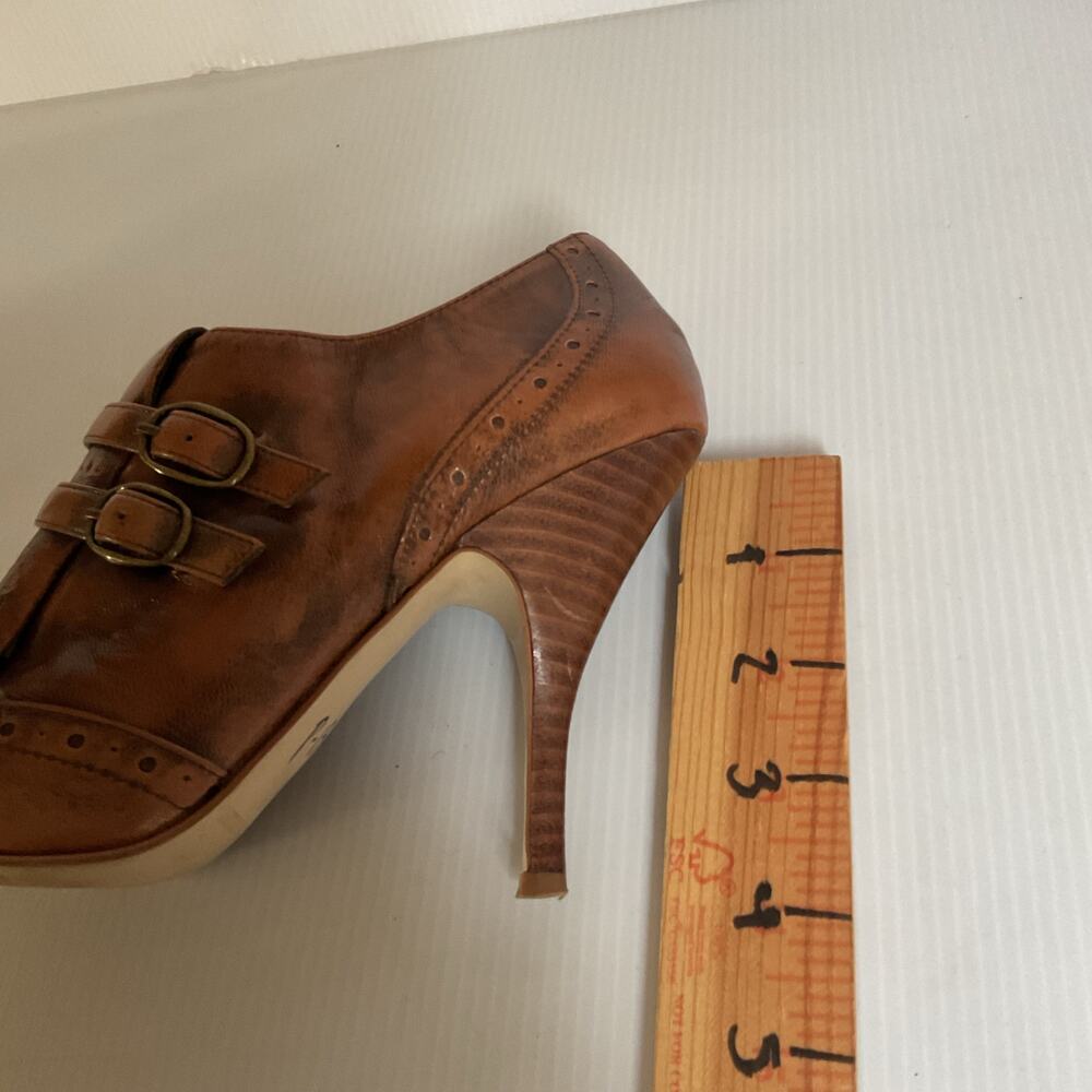 Vintage Enzo Angiolini Brown Leather Fringe Heels Double Buckle Pumps Size 7M - Picture 9 of 10